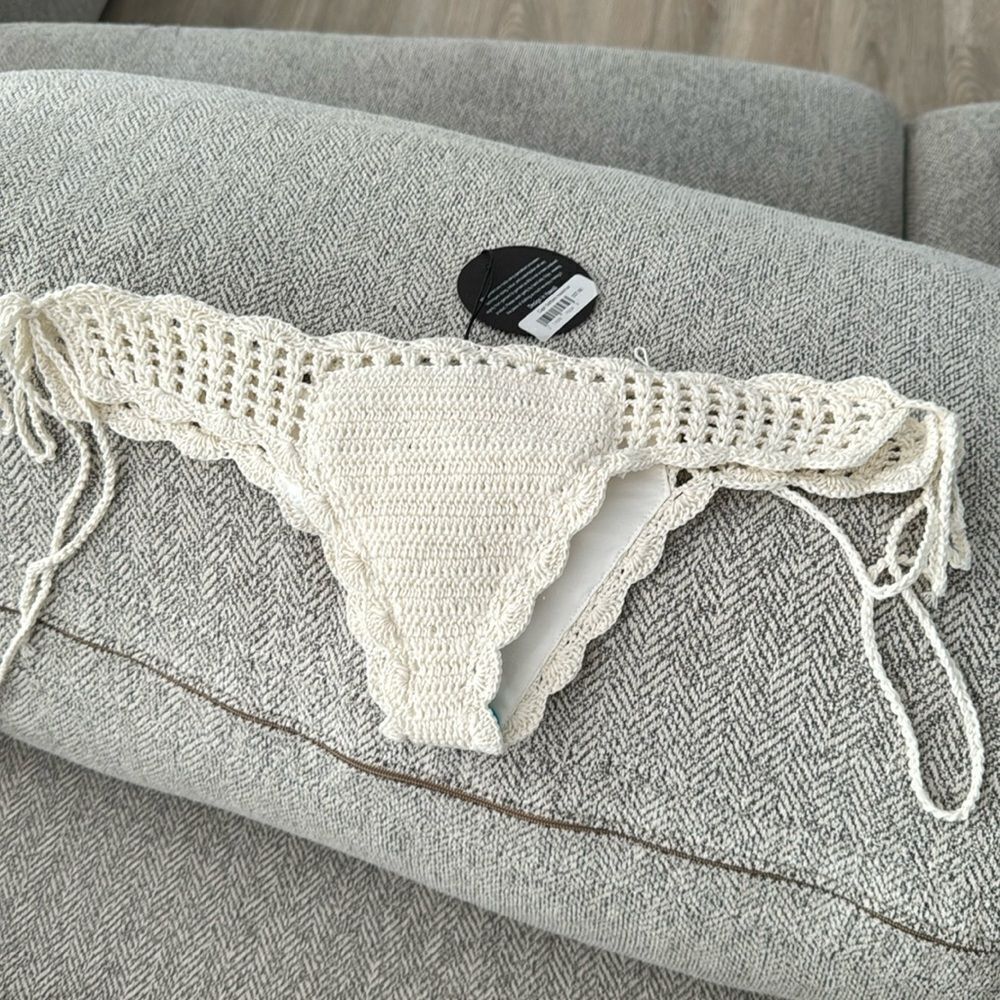 Mila capri bottom